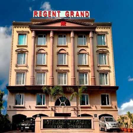 Hotel Regent Grand New Delhi Exteriör bild