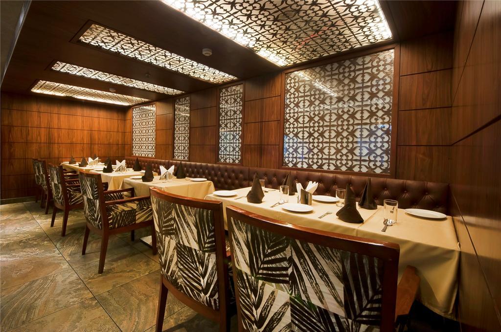 Hotel Regent Grand New Delhi Exteriör bild