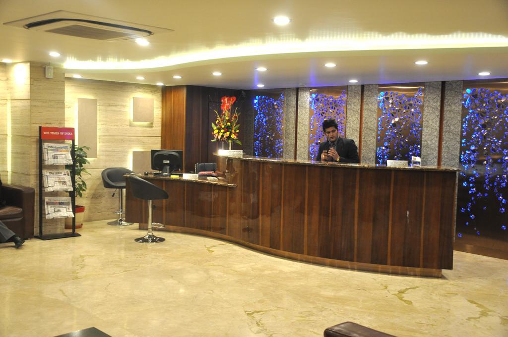 Hotel Regent Grand New Delhi Exteriör bild